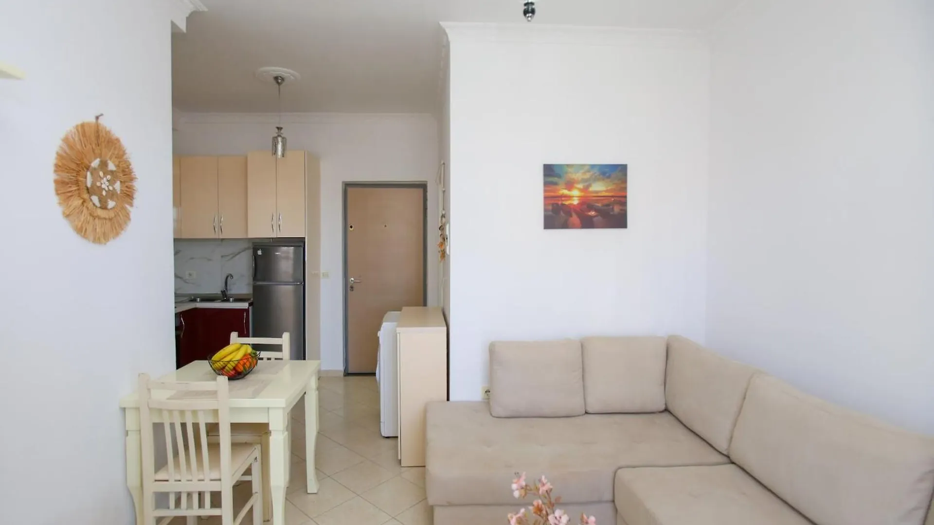 Apartment Near Uji Ftohte Beach Vlorë アルバニア