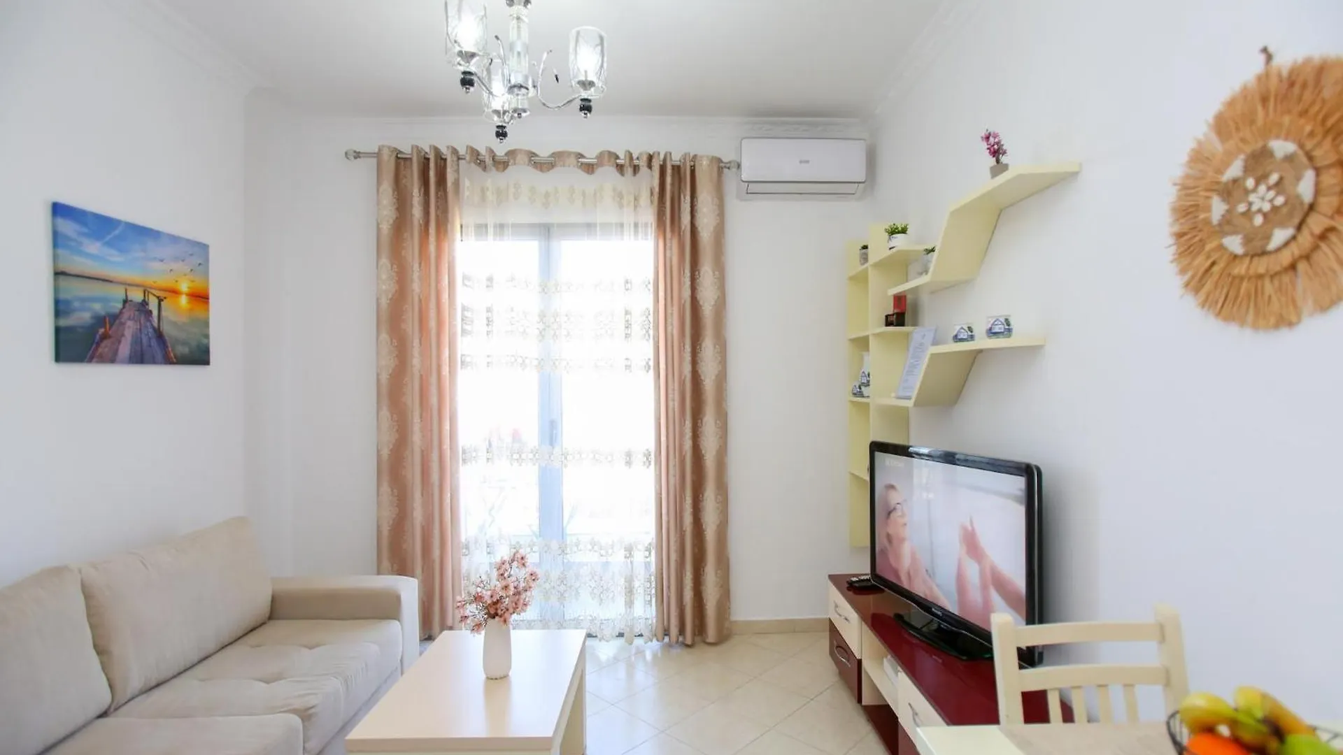 Apartment Near Uji Ftohte Beach Vlorë