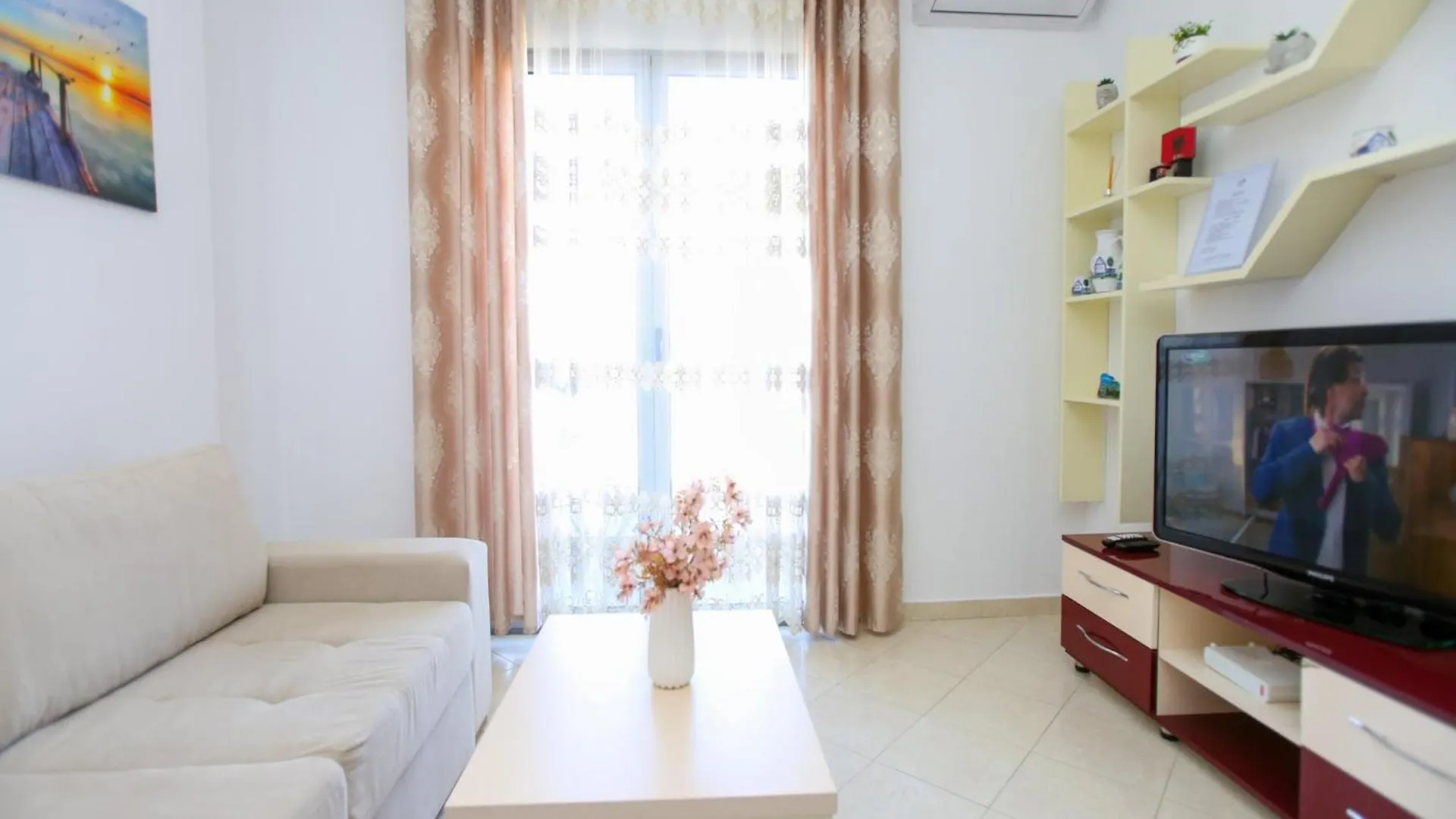 Apartment Near Uji Ftohte Beach Vlorë