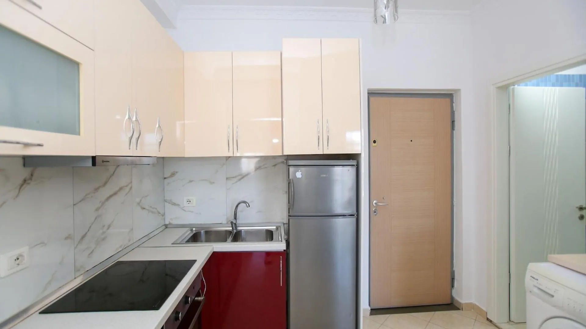 Apartment Near Uji Ftohte Beach Vlorë